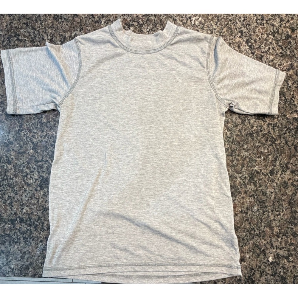 Magellan Outdoors Fish Gear MagChill Gray Short Sleeve‎ Shirt Kids Medium 649